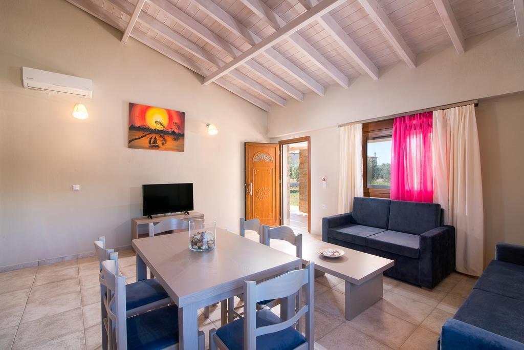Olive Land Villas Limenaria  Ruang foto